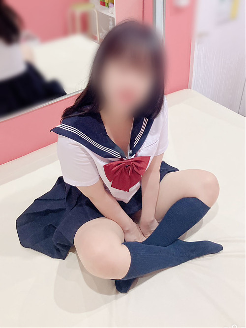 にこ